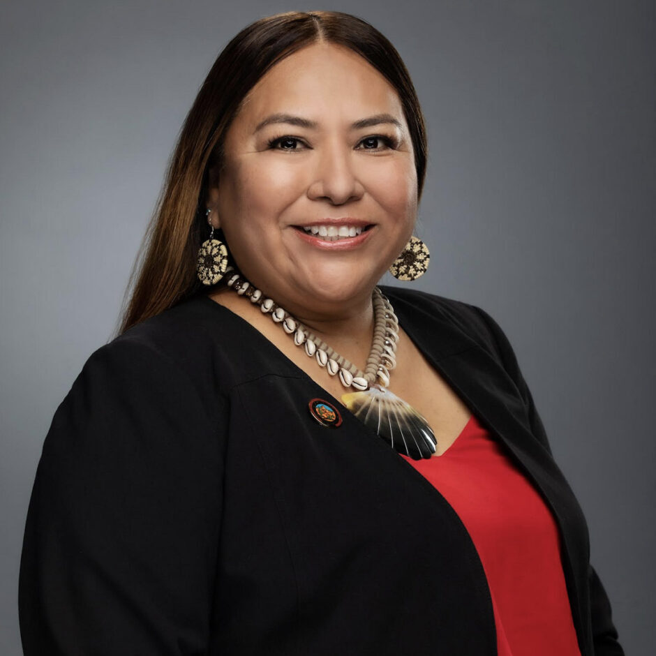 Treen-Parvello-headshot-1